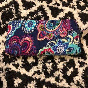 Beautiful Paisley Wallet   2020